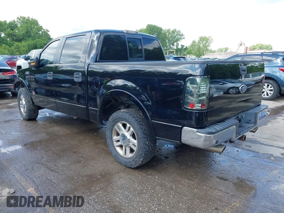 2006 Ford F-150 XLT z VIN 1FTPW14556KB25310, wystawiony jako IAAI lot #42345739 z przebiegiem 204 452 mil mil oraz . Historia ofert i sprzedaży dostępna na DreamBid. Obrazek 3.