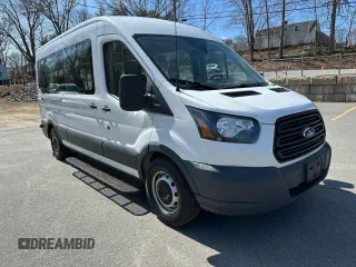 2018 Ford Transit Passenger XL z VIN 1FBZX2CM7JKA76872, wystawiony jako Copart lot #51631945 z przebiegiem 270 145 mil mil oraz Czysty tytuł • Clean title. Historia ofert i sprzedaży dostępna na DreamBid. Obrazek 4.
