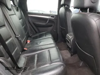 2004 Porsche Cayenne Turbo with VIN WP1AC29P64LA92337, listed as a Copart auction lot 79231354 with 161,194 mi miles and Clean Title. Bid and sale history available at carsss.com. Image 11.