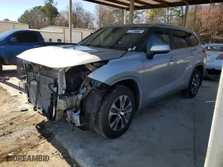 2023 Toyota Highlander Hybrid XLE with VIN 5TDKBRCH0PS131378, listed as a Copart auction lot 46817715 with 18,486 mi miles and Salvage Title. Bid and sale history available at carsss.com. Image 1.