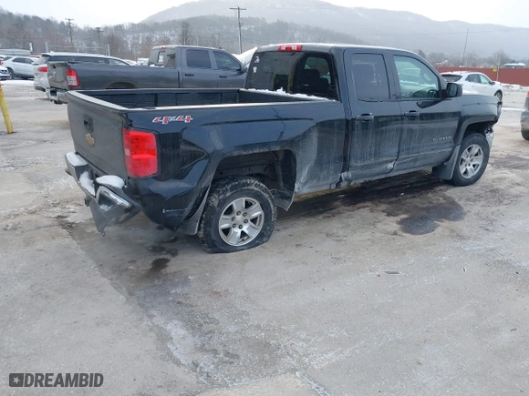 2017 Chevrolet Silverado 1500 LT with VIN 1GCVKRECXHZ322143, listed as a IAAI auction lot 41339772 with 84,208 mi miles. Bid and sale history available at carsss.com. Image 4.