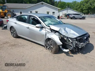 2021 Nissan Altima SV with VIN 1N4BL4DV3MN303348, listed as a IAAI auction lot 42402144 with 101,588 mi miles and . Bid and sale history available at DreamBid. Image 1.