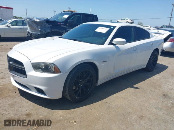 2014 Dodge Charger RT z VIN 2C3CDXCT1EH309189, wystawiony jako IAAI lot #42158197 z przebiegiem 92 074 mil mil oraz . Historia ofert i sprzedaży dostępna na DreamBid. Obrazek 2.