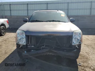 2013 GMC Yukon SLT with VIN 1GKS2CE02DR318091, listed as a Copart auction lot 70860184 with 127,879 mi miles and Salvage Title. Bid and sale history available at carsss.com. Image 5.