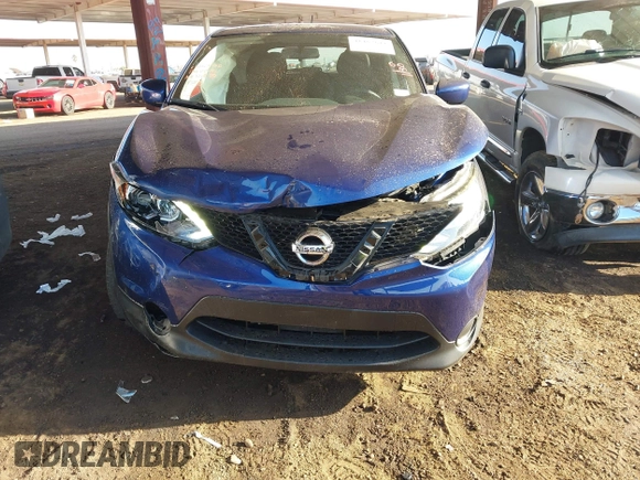 2017 Nissan Rogue S z VIN JN1BJ1CP0HW004324, wystawiony jako IAAI lot #41462611 z przebiegiem 50 488 mil mil oraz . Historia ofert i sprzedaży dostępna na DreamBid. Obrazek 6.