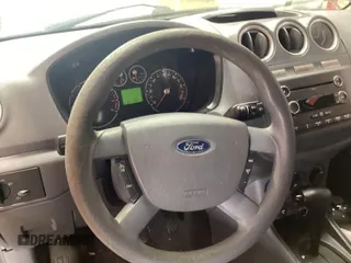 2013 Ford Transit Connect XLT z VIN NM0LS7BN2DT141131, wystawiony jako IAAI lot #42571503 z przebiegiem 151 903 mil mil oraz . Historia ofert i sprzedaży dostępna na DreamBid. Obrazek 10.