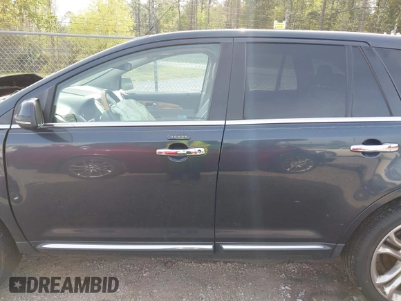 2013 Lincoln MKX z VIN 2LMDJ6JK9DBL22657, wystawiony jako IAAI lot #41864992 z przebiegiem 97 994 mil mil oraz . Historia ofert i sprzedaży dostępna na DreamBid. Obrazek 15.