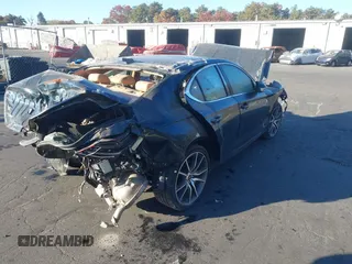 2022 Genesis G70 2.0T z VIN KMTG34TA1NU092657, wystawiony jako IAAI lot #40653081 z przebiegiem Nie podano mil oraz . Historia ofert i sprzedaży dostępna na DreamBid. Obrazek 4.