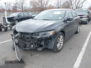 2020 Volkswagen Passat 2.0T SE with VIN 1VWSA7A32LC008611, listed as a IAAI auction lot 41912651 with 104,014 mi miles. Bid and sale history available at carsss.com. Image 17.