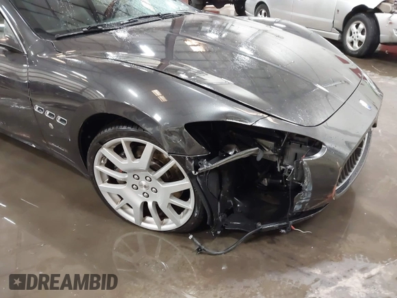 2009 Maserati GranTurismo с VIN ZAMKL45A790048595, выставлен на аукционе IAAI как лот 42094483 с пробегом 62 735 миль миль и . История ставок и продаж доступна на DreamBid. Изображение 6.