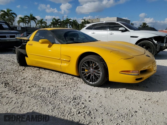 2001 Chevrolet Corvette with VIN 1G1YY22G515128068, listed as a Copart auction lot 44383715 with 71,184 mi miles and Clean Title. Bid and sale history available at carsss.com. Image 4.