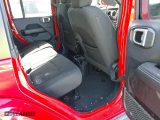 2019 Jeep Wrangler Unlimited Sahara with VIN 1C4HJXEG4KW551806, listed as a IAAI auction lot 41848718 with 97,690 mi miles. Bid and sale history available at carsss.com. Image 8.