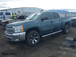2012 Chevrolet Silverado 1500 LT with VIN 1GCPKSE74CF123098, listed as a IAAI auction lot 41852132 with 146,463 mi miles. Bid and sale history available at carsss.com. Image 17.