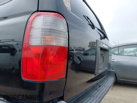 1998 Toyota 4Runner с VIN JT3GM84R1W0032821, выставлен на аукционе IAAI как лот 42159329 с пробегом 235 502 миль миль и . История ставок и продаж доступна на DreamBid. Изображение 18.