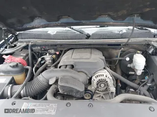 2007 Chevrolet Silverado 1500 LT w/1LT with VIN 2GCEC13C971730593, listed as a IAAI auction lot 41911806 with 192,098 mi miles. Bid and sale history available at carsss.com. Image 10.