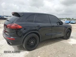 2016 Porsche Cayenne с VIN WP1AA2A20GLA11522, выставлен на аукционе Copart как лот 62493555 с пробегом 43 757 миль миль и Списание • Salvage title. История ставок и продаж доступна на DreamBid. Изображение 3.