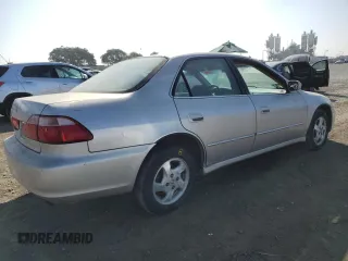 1998 Honda Accord EX z VIN 1HGCG555XWA040830, wystawiony jako Copart lot #74704554 z przebiegiem 253 788 mil mil oraz Szkoda całkowita • Salvage title. Historia ofert i sprzedaży dostępna na DreamBid. Obrazek 3.