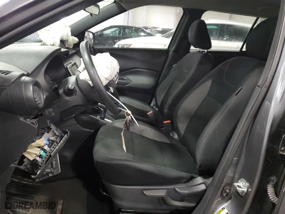 2020 Nissan Kicks S with VIN 3N1CP5BVXLL570533, listed as a Copart auction lot 48519185 with 35,926 mi miles and Salvage Title. Bid and sale history available at carsss.com. Image 7.