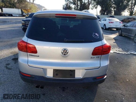 2012 Volkswagen Tiguan LE with VIN WVGAV7AX2CW580035, listed as a Copart auction lot 47297205 with 118,211 mi miles and Salvage title. Bid and sale history available at DreamBid. Image 6.