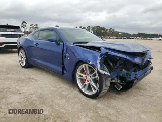 2022 Chevrolet Camaro 1LT with VIN 1G1FB1RS1N0111557, listed as a Copart auction lot 43798105 with 31,380 mi miles and Salvage Title. Bid and sale history available at carsss.com. Image 4.
