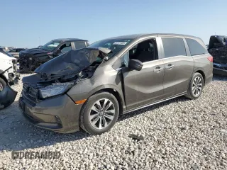 2022 Honda Odyssey EX-L z VIN 5FNRL6H73NB035370, wystawiony jako Copart lot #50181905 z przebiegiem 83 004 mil mil oraz Szkody całkowita. Historia ofert i sprzedaży dostępna na DreamBid. Obrazek 1.