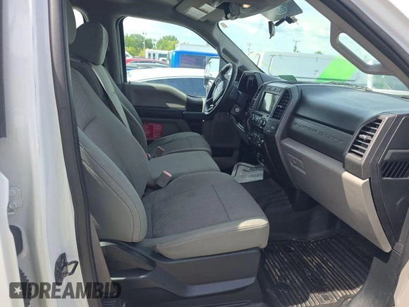 2018 Ford F-250 XL with VIN 1FT7W2A6XJEB99400, listed as a IAAI auction lot 42849106 with 86,965 mi miles and . Bid and sale history available at DreamBid. Image 10.