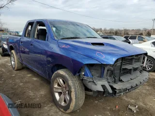 2015 Ram 1500 Sport z VIN 1C6RR7HT5FS652668, wystawiony jako Copart lot #46020945 z przebiegiem 132 357 mil mil oraz Szkoda całkowita • Salvage title. Historia ofert i sprzedaży dostępna na DreamBid. Obrazek 4.