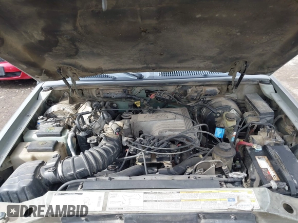1999 Mercury Mountaineer z VIN 4M2ZU55P9XUJ19323, wystawiony jako IAAI lot #41815135 z przebiegiem 231 715 mil mil oraz . Historia ofert i sprzedaży dostępna na DreamBid. Obrazek 10.