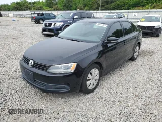 2011 Volkswagen Jetta SE z VIN 3VWDZ7AJ0BM351320, wystawiony jako Copart lot #54941385 z przebiegiem 134 221 mil mil oraz Szkoda całkowita • Salvage title. Historia ofert i sprzedaży dostępna na DreamBid. Obrazek 1.