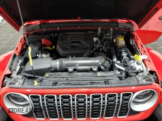 2025 Jeep Wrangler Sahara с VIN 1C4PJXEN8SW575908, выставлен на аукционе Copart как лот 61501965 с пробегом 6 989 миль миль и Чистый • Clean title. История ставок и продаж доступна на DreamBid. Изображение 12.