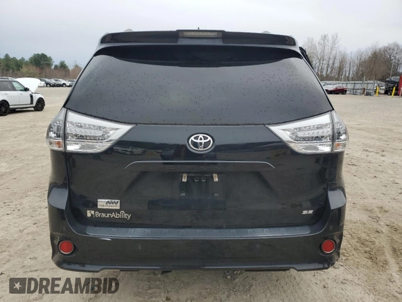 2018 Toyota Sienna SE with VIN 5TDXZ3DC3JS965024, listed as a Copart auction lot 51798835 with 51,267 mi miles and Salvage title. Bid and sale history available at DreamBid. Image 6.