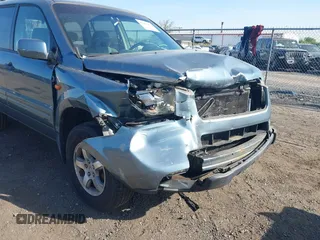 2007 Honda Pilot EX z VIN 2HKYF18427H503847, wystawiony jako IAAI lot #42160433 z przebiegiem 139 558 mil mil oraz . Historia ofert i sprzedaży dostępna na DreamBid. Obrazek 6.