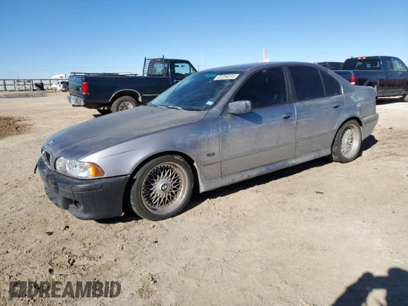 1998 BMW 5 Series 528iA with VIN WBADD6322WGT96421, listed as a Copart auction lot 42254515 with 198,702 mi miles and Salvage Title. Bid and sale history available at carsss.com. Image 1.
