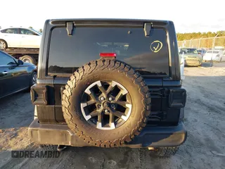 2020 Jeep Wrangler Unlimited Sport S z VIN 1C4HJXDN9LW322426, wystawiony jako IAAI lot #41138988 z przebiegiem 70 261 mil mil oraz . Historia ofert i sprzedaży dostępna na DreamBid. Obrazek 16.