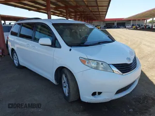 2013 Toyota Sienna LE AAS with VIN 5TDKK3DC0DS310953, listed as a IAAI auction lot 42515065 with 233,499 mi miles and . Bid and sale history available at DreamBid. Image 1.