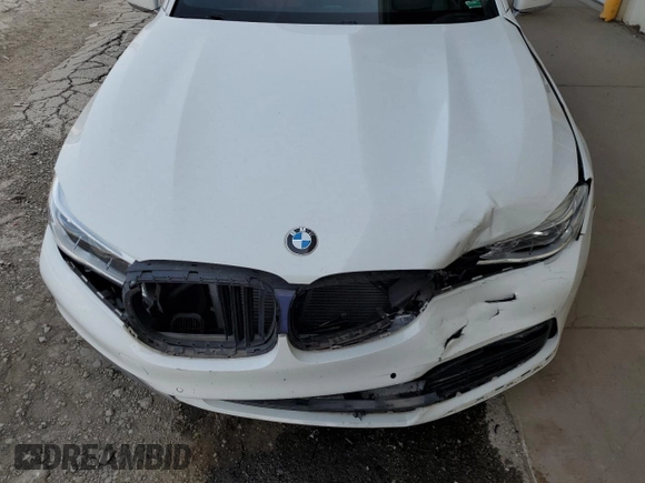 2018 BMW 7 Series ALPINA B7 xDrive with VIN WBA7F2C57JG424443, listed as a Copart auction lot 70809304 with 86,182 mi miles and Non Repairable. Bid and sale history available at carsss.com. Image 12.