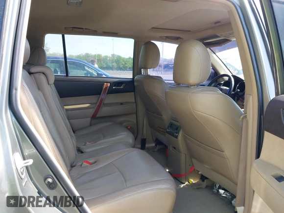 2010 Toyota Highlander Limited with VIN 5TDDK3EH4AS026823, listed as a IAAI auction lot 42165532 with 231,384 mi miles and . Bid and sale history available at DreamBid. Image 8.