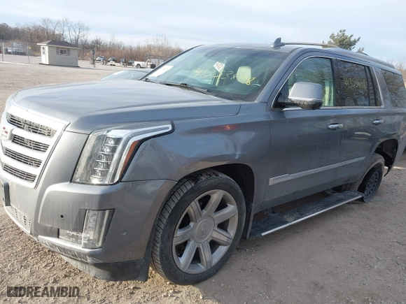 2019 Cadillac Escalade Premium Luxury with VIN 1GYS4CKJ9KR182956, listed as a IAAI auction lot 41353808 with 109,896 mi miles. Bid and sale history available at carsss.com. Image 6.