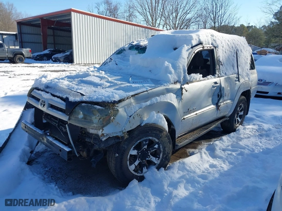 2005 Toyota 4Runner SR5 with VIN JTEBU14R558029879, listed as a IAAI auction lot 41628752 with 253,602 mi miles. Bid and sale history available at carsss.com. Image 17.