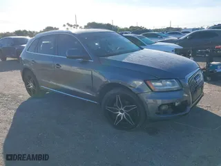 2013 Audi Q5 Premium with VIN WA1CFAFP4DA037312, listed as a IAAI auction lot 41432566 with 122,690 mi miles. Bid and sale history available at carsss.com. Image 1.