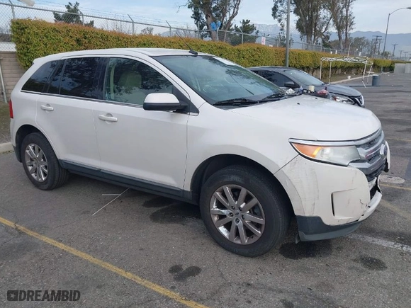 2014 Ford Edge Limited with VIN 2FMDK3KC7EBA39044, listed as a IAAI auction lot 41778302 with 210,475 mi miles. Bid and sale history available at carsss.com. Image 1.