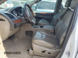 2014 Chrysler Town & Country Limited with VIN 2C4RC1GG7ER461197, listed as a Copart auction lot 59426574 with 96,068 mi miles and Salvage Title. Bid and sale history available at DreamBid. Image 7.