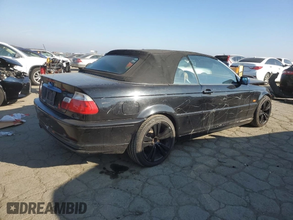 2002 BMW 3 Series 325Ci with VIN WBABS33492PG85628, listed as a Copart auction lot 87920765 with 175,000 mi miles and Salvage Title. Bid and sale history available at carsss.com. Image 3.