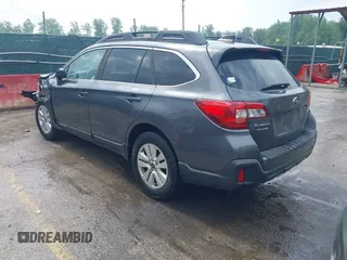 2018 Subaru Outback Premium с VIN 4S4BSACC3J3243070, выставлен на аукционе IAAI как лот 42291285 с пробегом 196 748 миль миль и . История ставок и продаж доступна на DreamBid. Изображение 3.