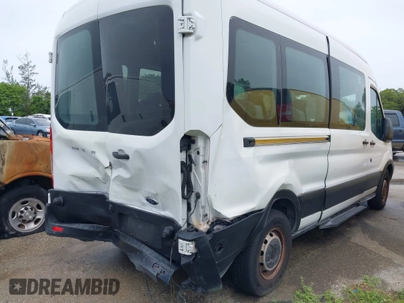 2016 Ford Transit Passenger XL z VIN 1FBZX2CM2GKB51339, wystawiony jako IAAI lot #41429005 z przebiegiem 215 896 mil mil oraz . Historia ofert i sprzedaży dostępna na DreamBid. Obrazek 6.