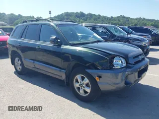 2006 Hyundai Santa Fe GLS with VIN KM8SC13D86U099653, listed as a IAAI auction lot 42559057 with 156,215 mi miles and . Bid and sale history available at DreamBid. Image 1.