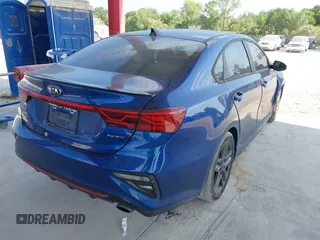 2021 Kia Forte GT-Line z VIN 3KPF34AD2ME386931, wystawiony jako IAAI lot #42333561 z przebiegiem 83 689 mil mil oraz . Historia ofert i sprzedaży dostępna na DreamBid. Obrazek 4.