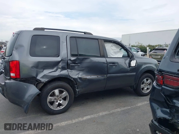 2011 Honda Pilot EX-L z VIN 5FNYF3H52BB046999, wystawiony jako IAAI lot #40854435 z przebiegiem 179 852 mil mil oraz . Historia ofert i sprzedaży dostępna na DreamBid. Obrazek 13.