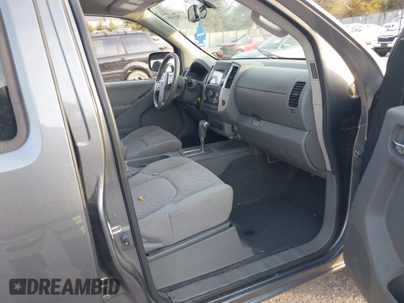 2018 Nissan Frontier PRO-4X with VIN 1N6AD0EV3JN772734, listed as a IAAI auction lot 41781146 with 74,760 mi miles. Bid and sale history available at carsss.com. Image 5.