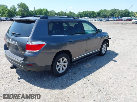 2012 Toyota Highlander with VIN 5TDBK3EH9CS163296, listed as a IAAI auction lot 42512522 with 145,886 mi miles and . Bid and sale history available at DreamBid. Image 4.
